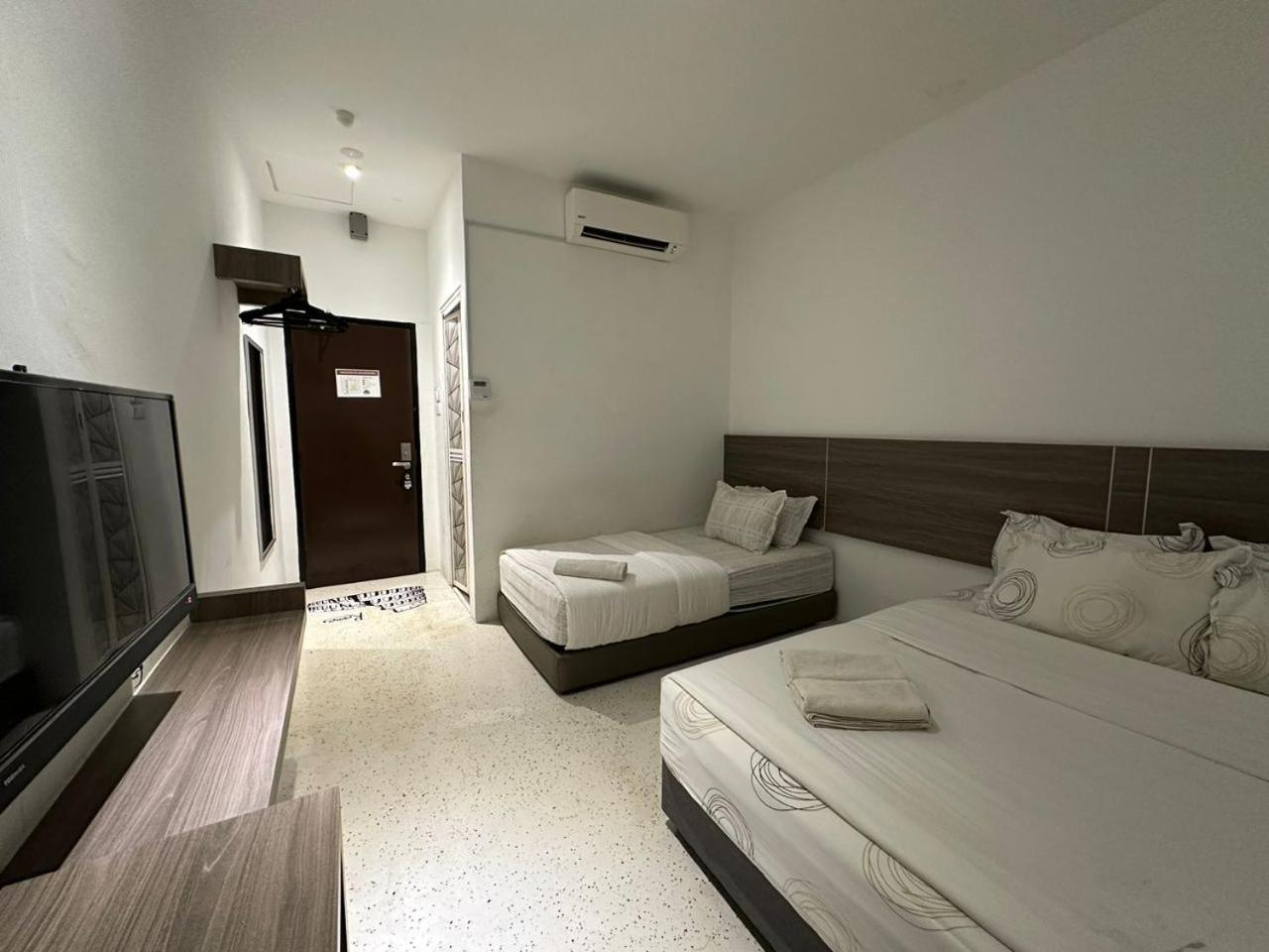Wf Motel Кулим Екстериор снимка