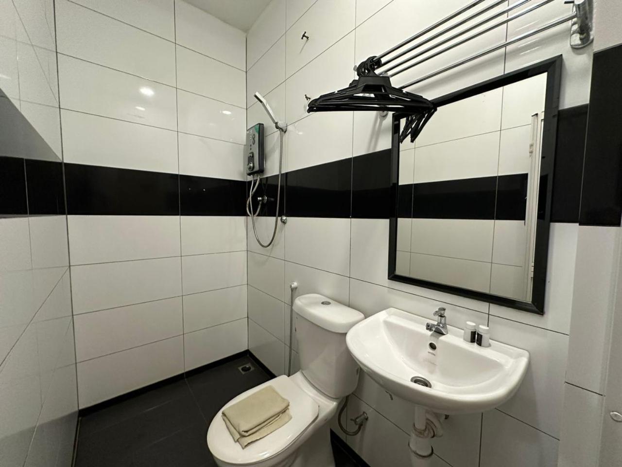 Wf Motel Кулим Екстериор снимка